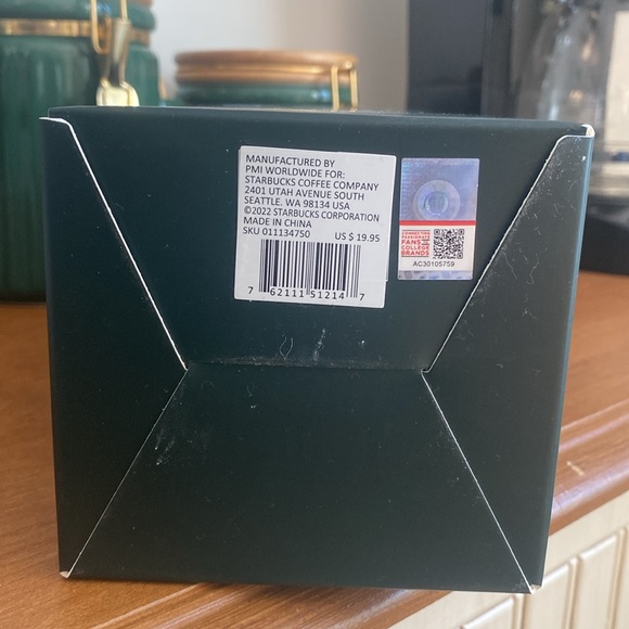 Starbucks Collegiate Collection - Picture 4 of 4